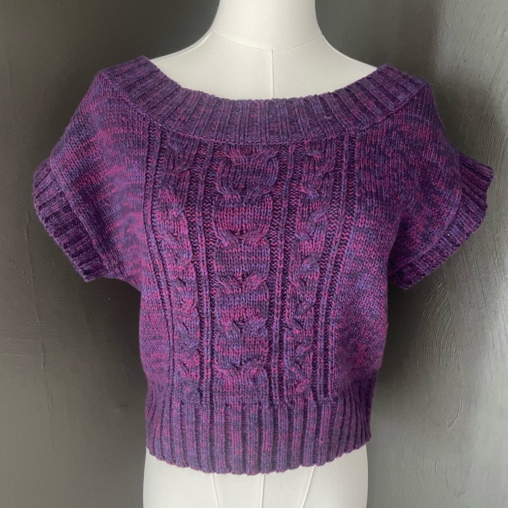It’s Our Time Women’s Knit Crop Sweater – Size Small/ Medium